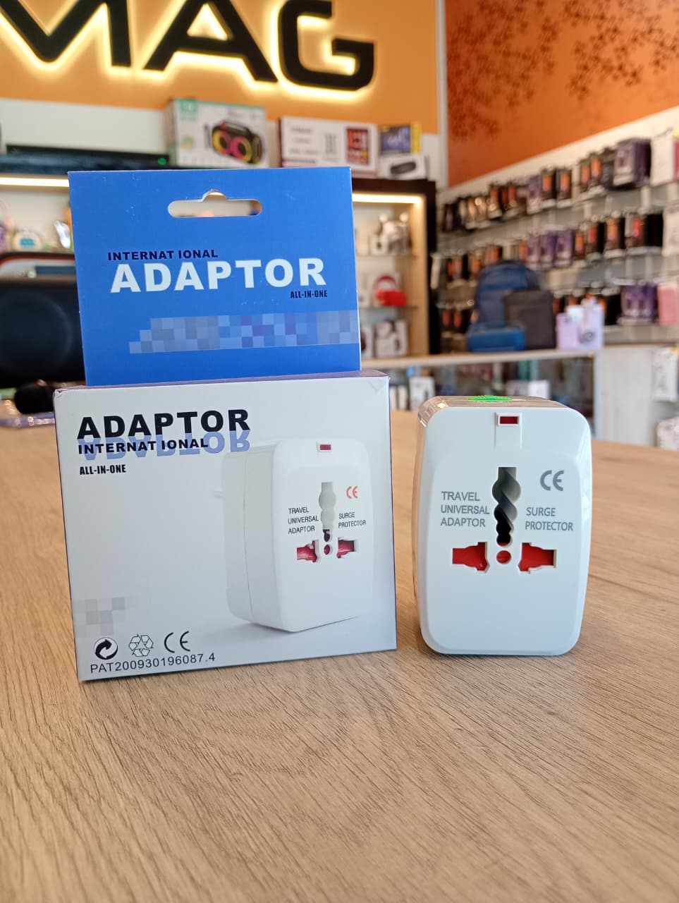 Adaptador Internacional de Viaje