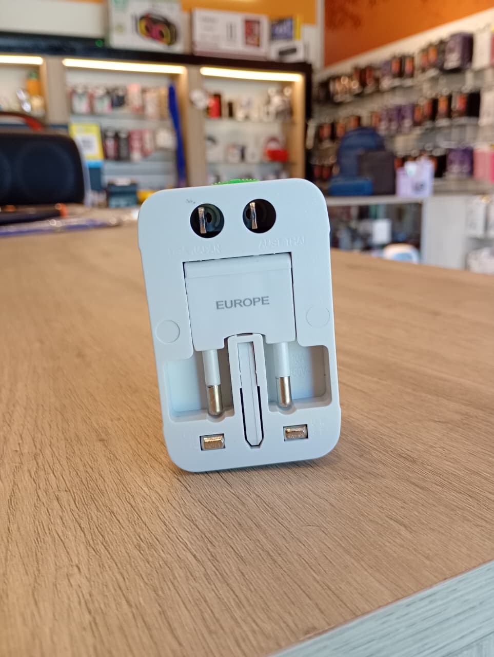 Adaptador Internacional de Viaje