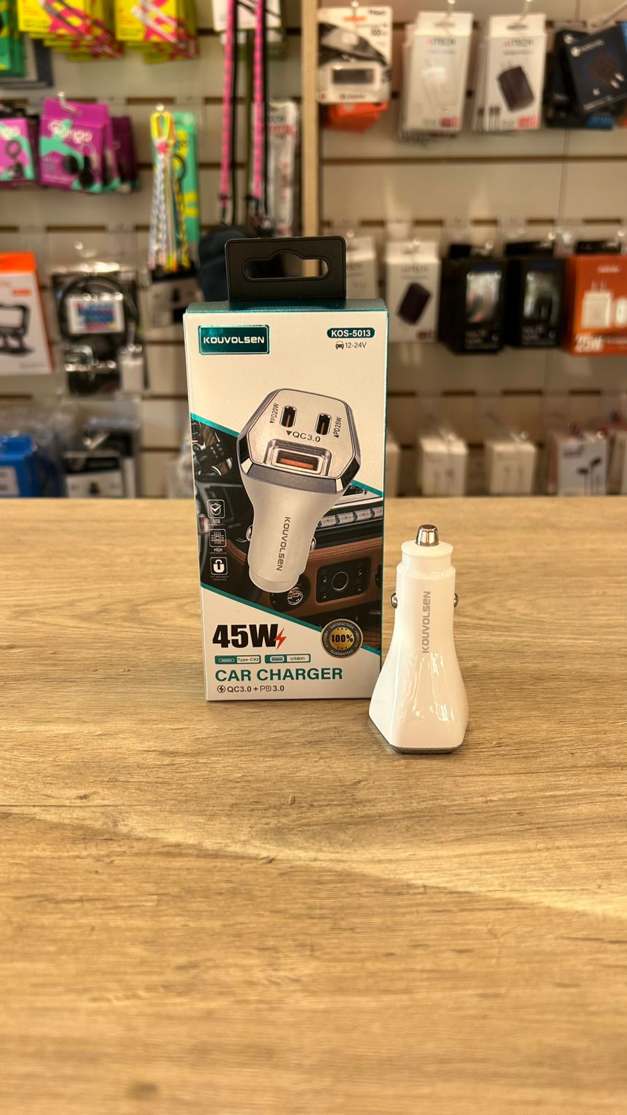 Cabezal de auto 3 entradas - USB + 2 TC 45W